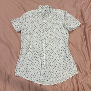 Zara Casual Men's Short Sleeve Button Down, White with blue stars, Size Large